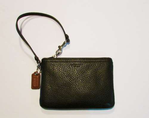 NWT COACH BLACK WRISTLET F51763-COACH BLACK LEATHER PARK WRISTLET-BAG ACCESSORY